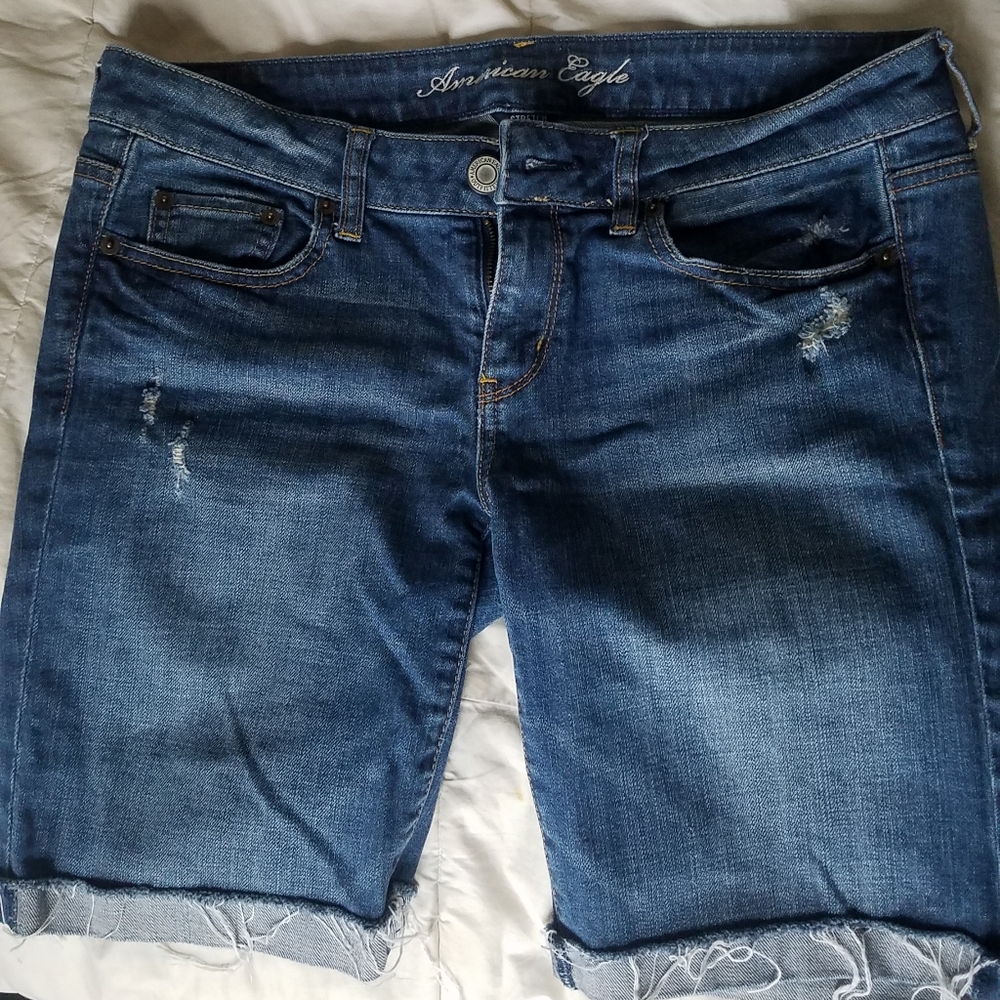 American Eagle Bermuda Shorts size 10